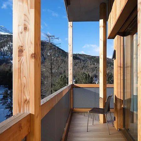 Alpine Chesa A La Punt Понтрезина