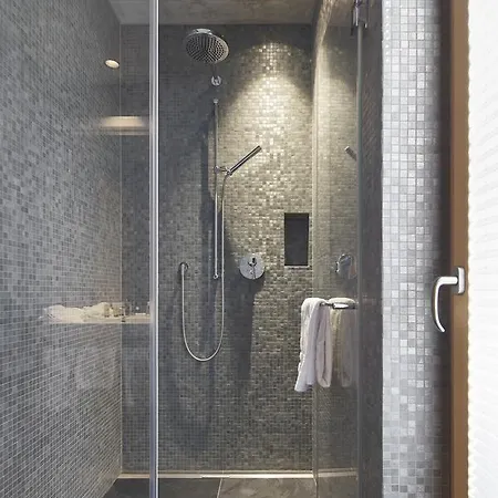 Alpine Chesa A La Punt Апартаменты *