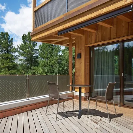 Alpine Chesa A La Punt Апартаменты *